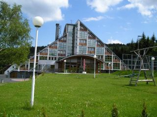 Hotel Loučná pod Klínovcem Hotel Nástup Bild 1